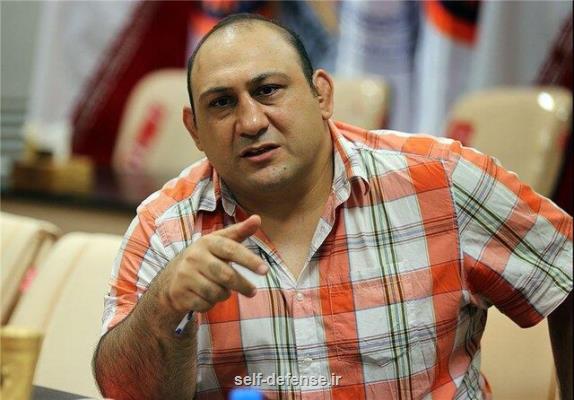 فدراسیون کشتی صحبتی با من نداشته است