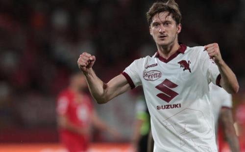 خط خوردن بازیکن تورینو از لیست روسیه برای بازی با ایران