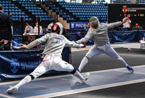 رئیس فدراسیونی که مدیر کل ورزش استان هم است