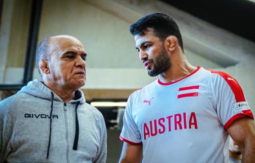 حسن یزدانی و 7 آزادکار دیگر عازم مجارستان شدند