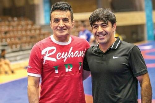 محمد بنا سمبل کشتی فرنگی ایران است