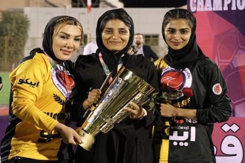 اوضاع نگران کننده تیم فوتبال بانوان خاتون و انفعال مدیران باشگاه